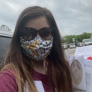 Meet your Posher, Maegan